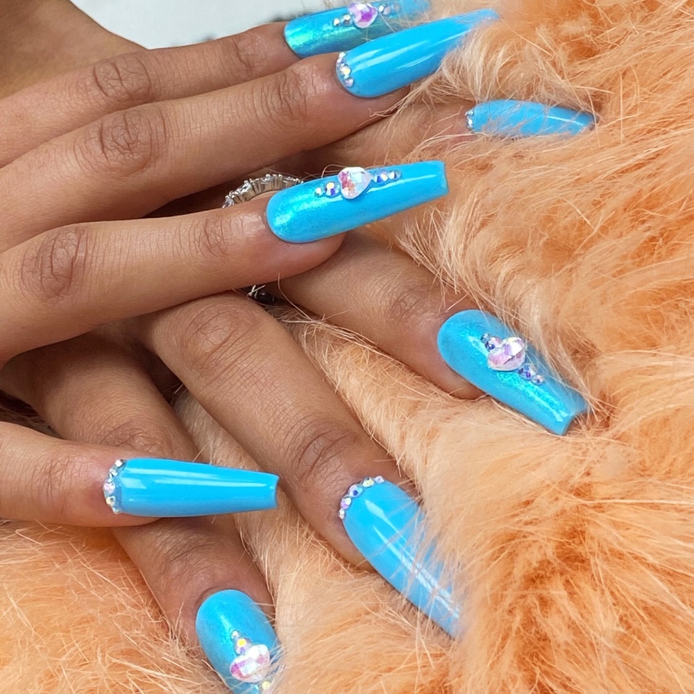 V-Day Heart Mermaid Bling Blue Press On Nails